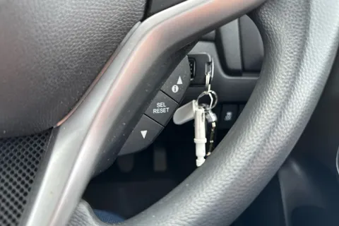 22 of 36 for Honda Jazz 1.3 i-VTEC SE Navi 5dr