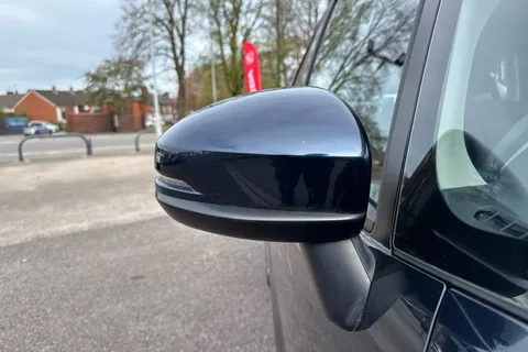 28 of 36 for Honda Jazz 1.3 i-VTEC SE Navi 5dr