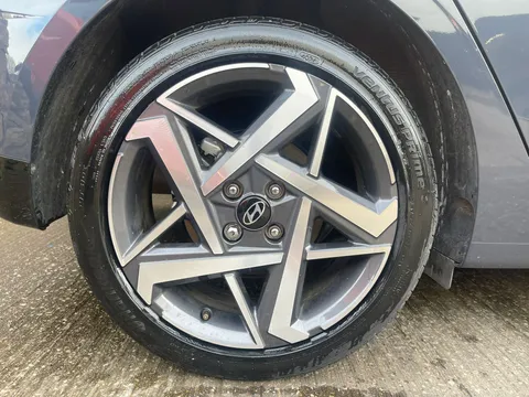 EA25YSH Hyundai i20 1.0T GDi Premium 5dr DCT Thumbnail #8