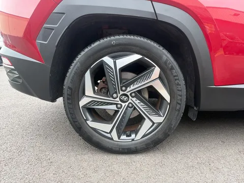 DX71XTG Hyundai Tucson 1.6 TGDi Hybrid 230 Ultimate 5dr 2WD Auto Thumbnail #8