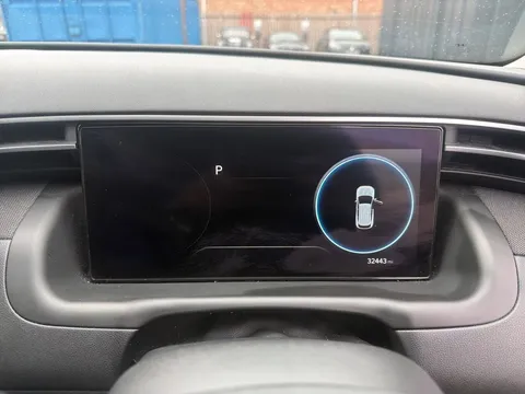 DX71XTG Hyundai Tucson 1.6 TGDi Hybrid 230 Ultimate 5dr 2WD Auto Thumbnail #11