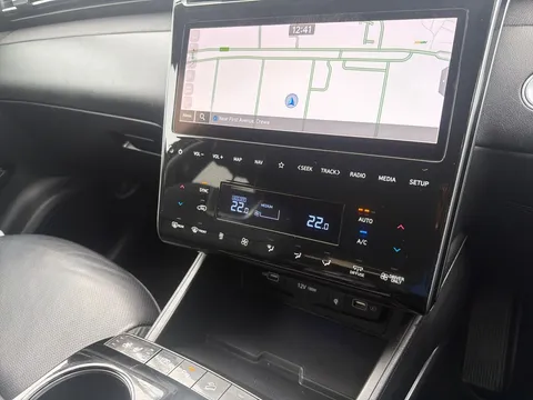 DX71XTG Hyundai Tucson 1.6 TGDi Hybrid 230 Ultimate 5dr 2WD Auto Thumbnail #27