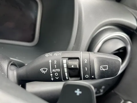 GF72AEK Hyundai Kona 1.6 GDi Hybrid Ultimate 5dr DCT Thumbnail #23