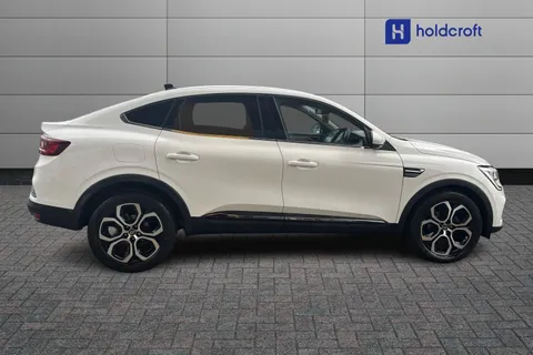 BJ22YFX Renault ARKANA 1.3 TCe Mild Hybrid 140 S Edition 5dr EDC Thumbnail #6