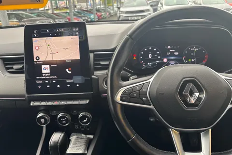 BJ22YFX Renault ARKANA 1.3 TCe Mild Hybrid 140 S Edition 5dr EDC Thumbnail #11