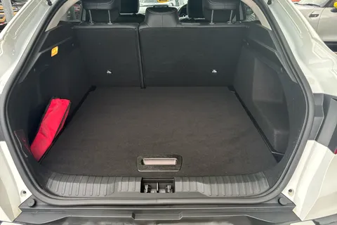 BJ22YFX Renault ARKANA 1.3 TCe Mild Hybrid 140 S Edition 5dr EDC Thumbnail #29