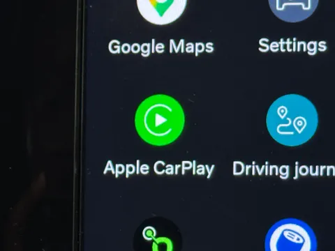 DY74BFJ Volvo XC40 2.0 B3P Plus Dark 5dr Auto Thumbnail #27