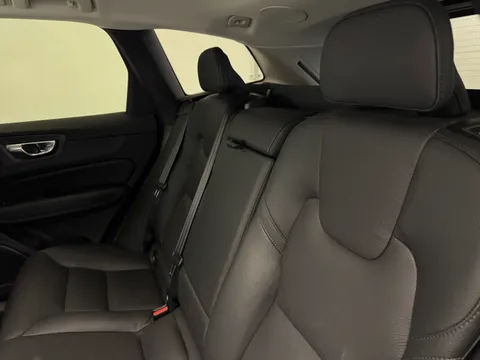 CJ23WZR Volvo XC60 2.0 B4D Plus Dark 5dr AWD Geartronic Thumbnail #15
