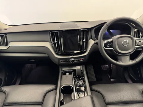 CJ23WZR Volvo XC60 2.0 B4D Plus Dark 5dr AWD Geartronic Thumbnail #9