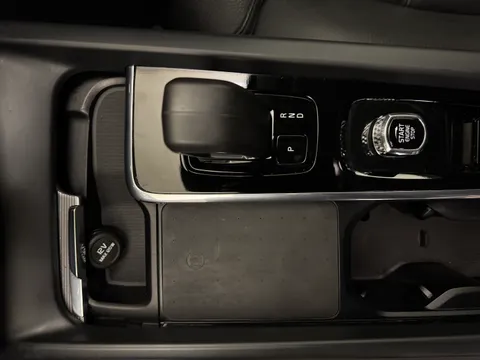 CJ23WZR Volvo XC60 2.0 B4D Plus Dark 5dr AWD Geartronic Thumbnail #18