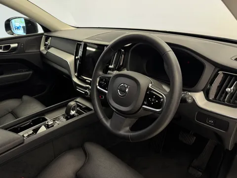 CJ23WZR Volvo XC60 2.0 B4D Plus Dark 5dr AWD Geartronic Thumbnail #12