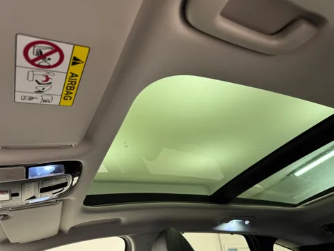 DP22TOU Hyundai Tucson 1.6 TGDi Hybrid 230 Ultimate 5dr 2WD Auto Thumbnail #15