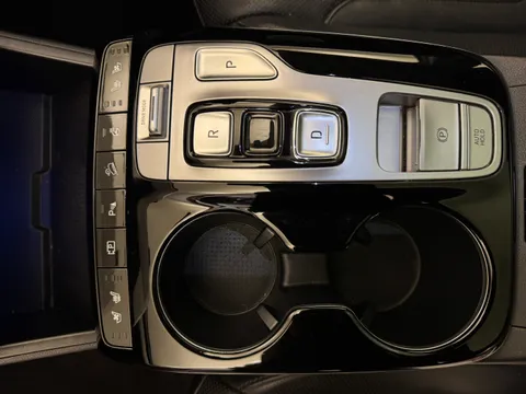 DP22TOU Hyundai Tucson 1.6 TGDi Hybrid 230 Ultimate 5dr 2WD Auto Thumbnail #16