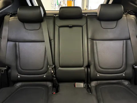 DP22TOU Hyundai Tucson 1.6 TGDi Hybrid 230 Ultimate 5dr 2WD Auto Thumbnail #17