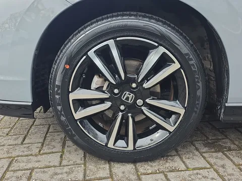 DK73YHU Honda Jazz 1.5 i-MMD Hybrid Advance Sport 5dr eCVT Thumbnail #10