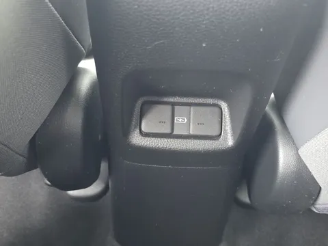 DK73YHU Honda Jazz 1.5 i-MMD Hybrid Advance Sport 5dr eCVT Thumbnail #14