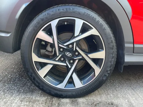 MJ22LOA Hyundai Kona 1.0 TGDi 48V MHEV Premium 5dr Thumbnail #8