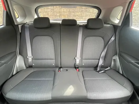 MJ22LOA Hyundai Kona 1.0 TGDi 48V MHEV Premium 5dr Thumbnail #18