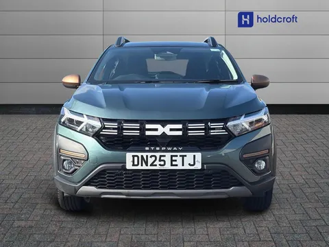 DN25ETJ Dacia Sandero Stepway 1.0 TCe Extreme 5dr Thumbnail #2