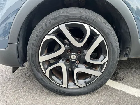 5 of 31 for Renault Captur 0.9 TCE 90 Iconic 5dr