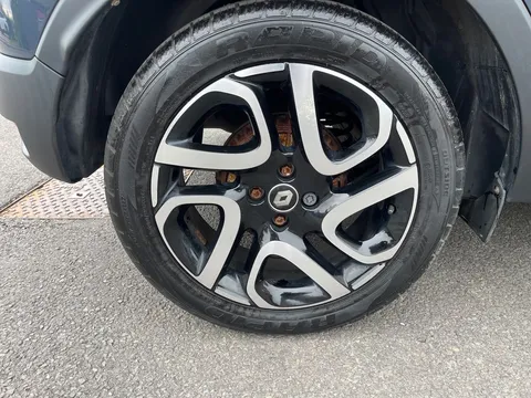 15 of 31 for Renault Captur 0.9 TCE 90 Iconic 5dr