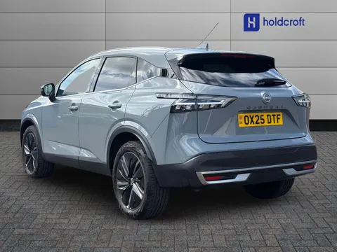 OX25DTF Nissan Qashqai 1.3 DiG-T MH 158 Tekna 5dr Xtronic Thumbnail #4