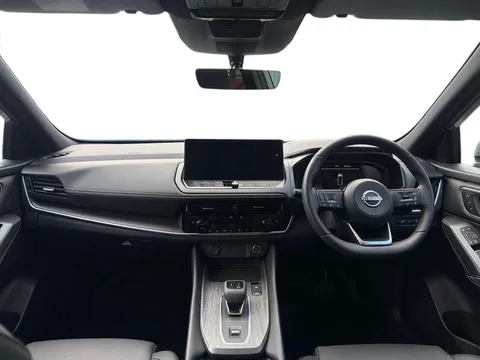 OX25DTF Nissan Qashqai 1.3 DiG-T MH 158 Tekna 5dr Xtronic Thumbnail #12