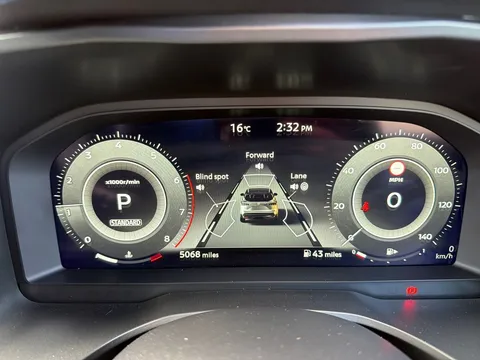 OX25DTF Nissan Qashqai 1.3 DiG-T MH 158 Tekna 5dr Xtronic Thumbnail #13