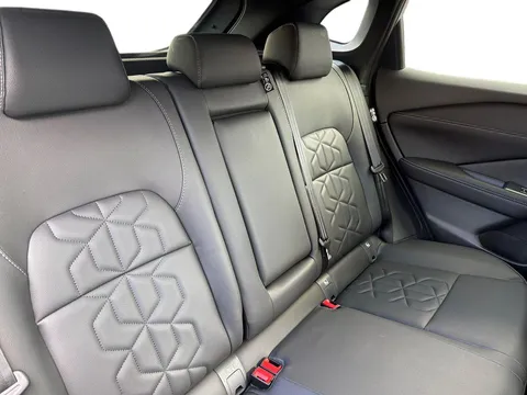 OX25DTF Nissan Qashqai 1.3 DiG-T MH 158 Tekna 5dr Xtronic Thumbnail #16