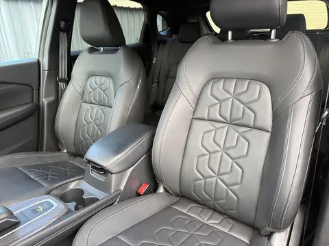 OX25DTF Nissan Qashqai 1.3 DiG-T MH 158 Tekna 5dr Xtronic Thumbnail #17