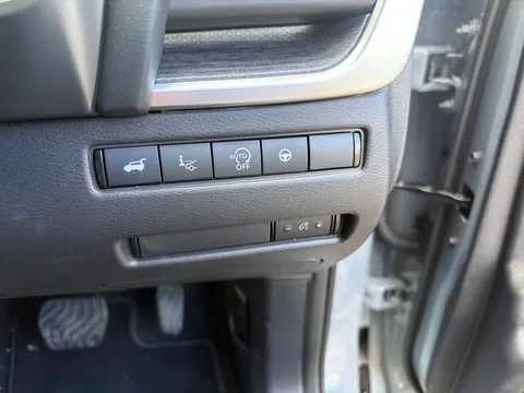 OX25DTF Nissan Qashqai 1.3 DiG-T MH 158 Tekna 5dr Xtronic Thumbnail #25