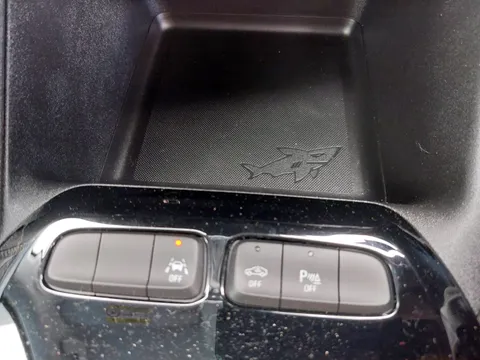 ML22ZSF Vauxhall Corsa 100kW Elite Nav Premium 50kWh 5dr Auto [7.4kWCh] Thumbnail #28