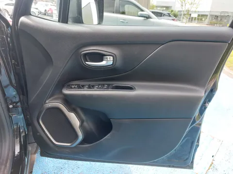 MJ71CEU Jeep Renegade 1.0 T3 GSE Limited 5dr Thumbnail #11