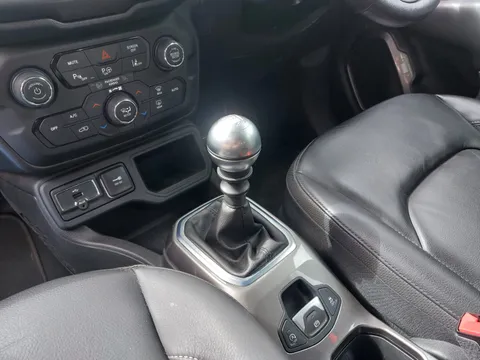 MJ71CEU Jeep Renegade 1.0 T3 GSE Limited 5dr Thumbnail #22