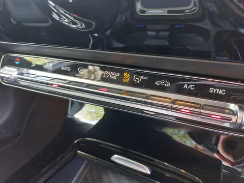 KR73VKG Mercedes-Benz A-Class A200 AMG Line Premium Plus 4dr Auto Thumbnail #34