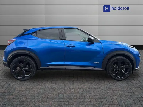 OW74YNB Nissan Juke 1.6 Hybrid Tekna 5dr Auto Thumbnail #3