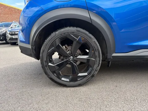 OW74YNB Nissan Juke 1.6 Hybrid Tekna 5dr Auto Thumbnail #9