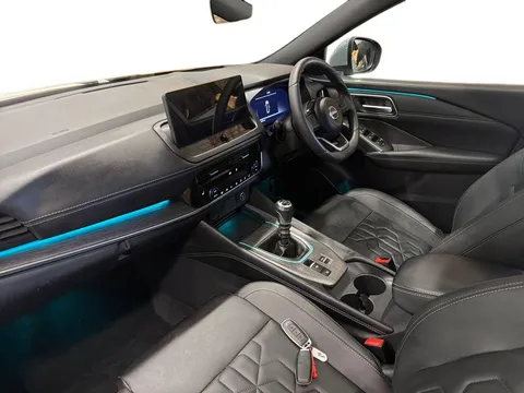 OX25DVW Nissan Qashqai 1.3 DiG-T MH Tekna 5dr Thumbnail #11