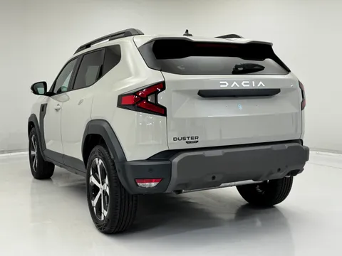 DL75UOH Dacia Duster 1.6 Hybrid 140 Journey 5dr Auto Thumbnail #6