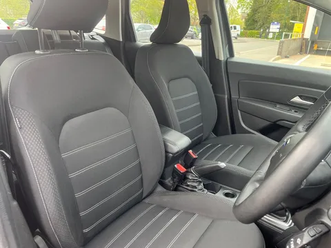 24 of 33 for Dacia Duster 1.0 TCe 90 Comfort 5dr