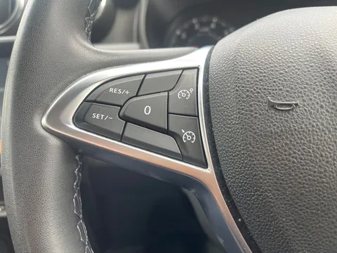 30 of 33 for Dacia Duster 1.0 TCe 90 Comfort 5dr