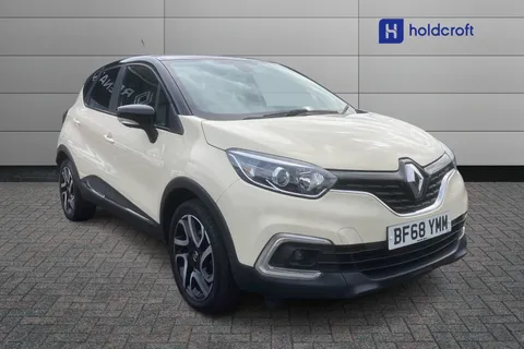BF68YMM Renault Captur 1.5 dCi 90 Iconic 5dr EDC Thumbnail #2