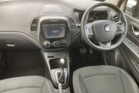 BF68YMM Renault Captur 1.5 dCi 90 Iconic 5dr EDC Thumbnail #11