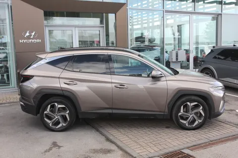 DE23USP Hyundai Tucson 1.6 TGDi Hybrid 230 Premium 5dr 2WD Auto Thumbnail #6