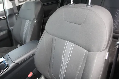 DE23USP Hyundai Tucson 1.6 TGDi Hybrid 230 Premium 5dr 2WD Auto Thumbnail #12