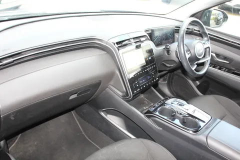 DE23USP Hyundai Tucson 1.6 TGDi Hybrid 230 Premium 5dr 2WD Auto Thumbnail #13