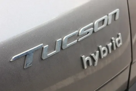 DE23USP Hyundai Tucson 1.6 TGDi Hybrid 230 Premium 5dr 2WD Auto Thumbnail #18