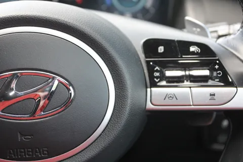 DE23USP Hyundai Tucson 1.6 TGDi Hybrid 230 Premium 5dr 2WD Auto Thumbnail #25