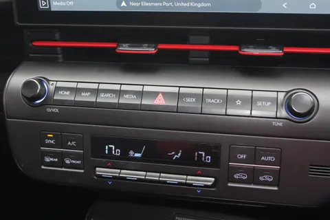 DF24JOU Hyundai Kona 1.0T N Line 5dr DCT Thumbnail #28