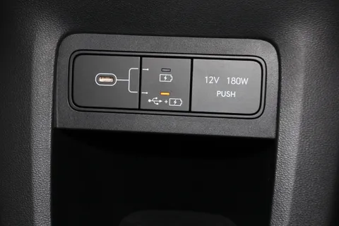 28 of 40 for HYUNDAI IONIQ 5 168kW N Line 84 kWh 5dr Auto